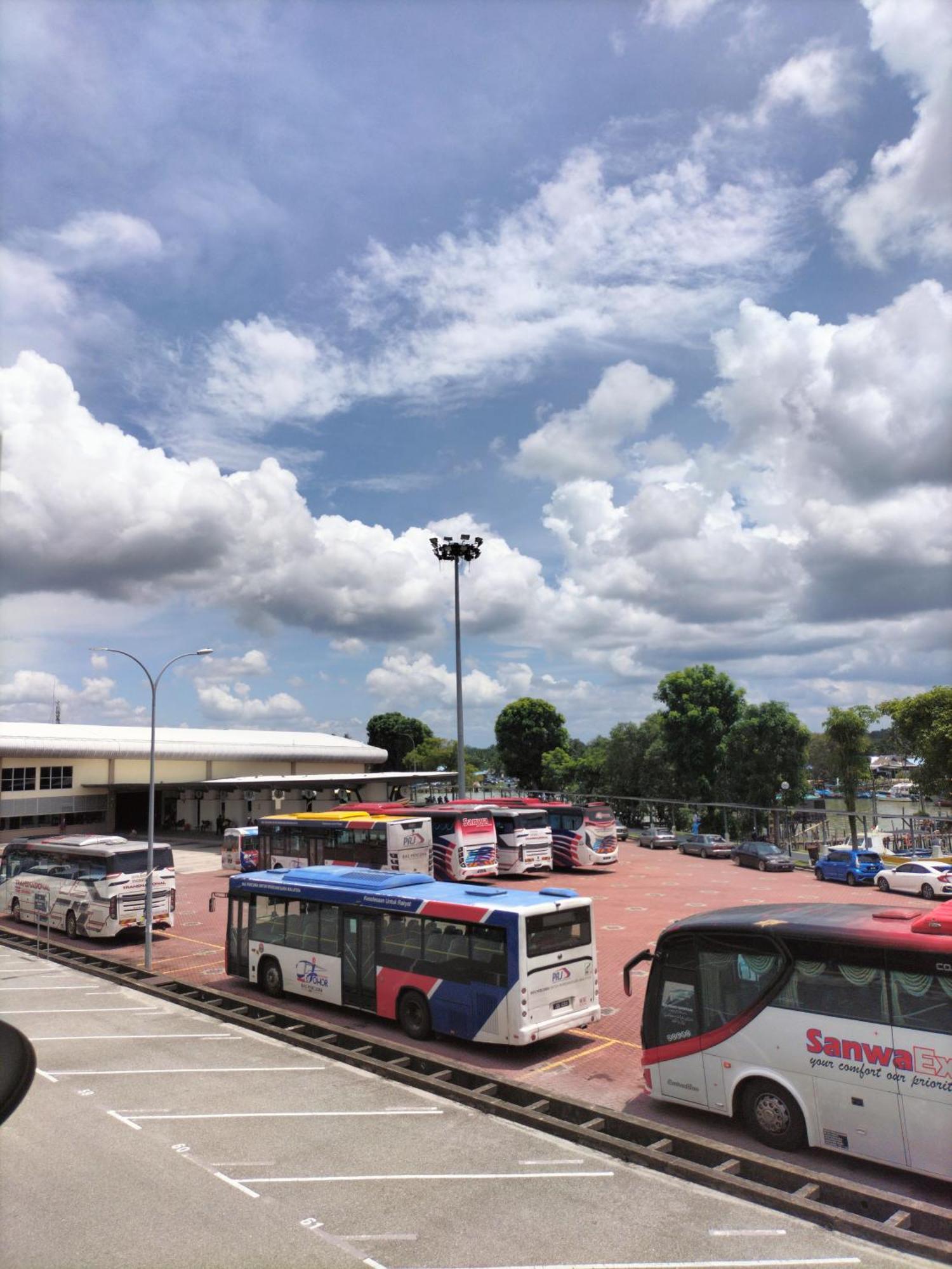 Ulfah Mersing Kültér fotó