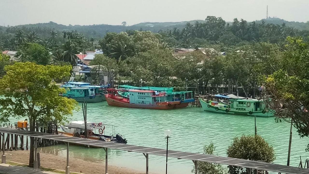 Ulfah Mersing Kültér fotó